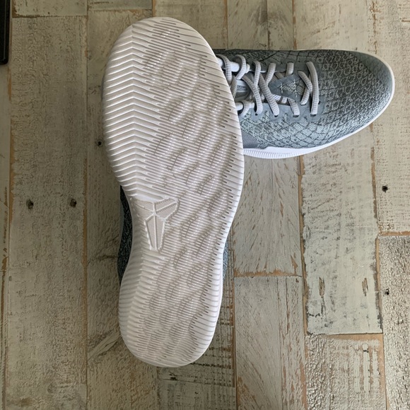 🌼NIKE🌼Mamba Instinct ‘Pure Platinum’ - Picture 7 of 11